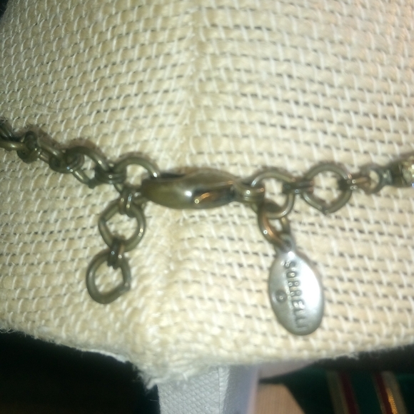 Sorrelli Swarovski Necklace - Picture 7 of 12